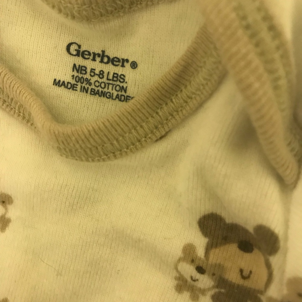 Baby onesie - Picture 2 of 2